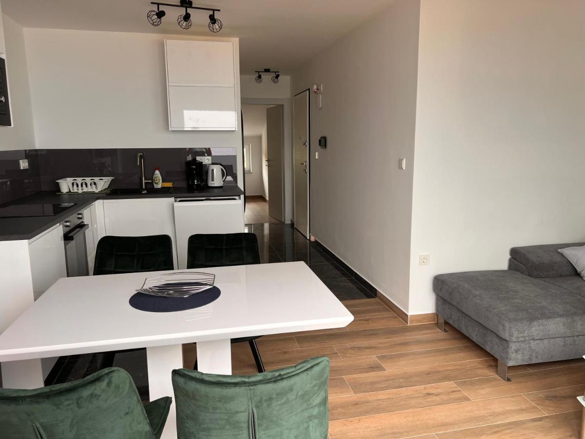Appartement Appmishadze à Crikvenica Extérieur photo