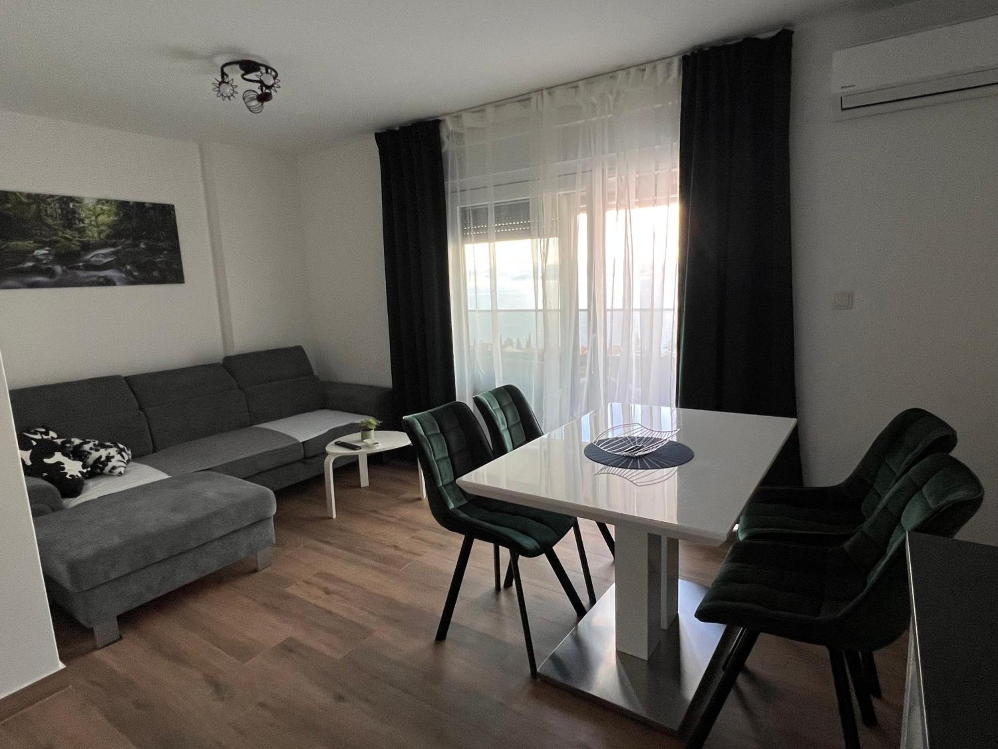 Appartement Appmishadze à Crikvenica Extérieur photo