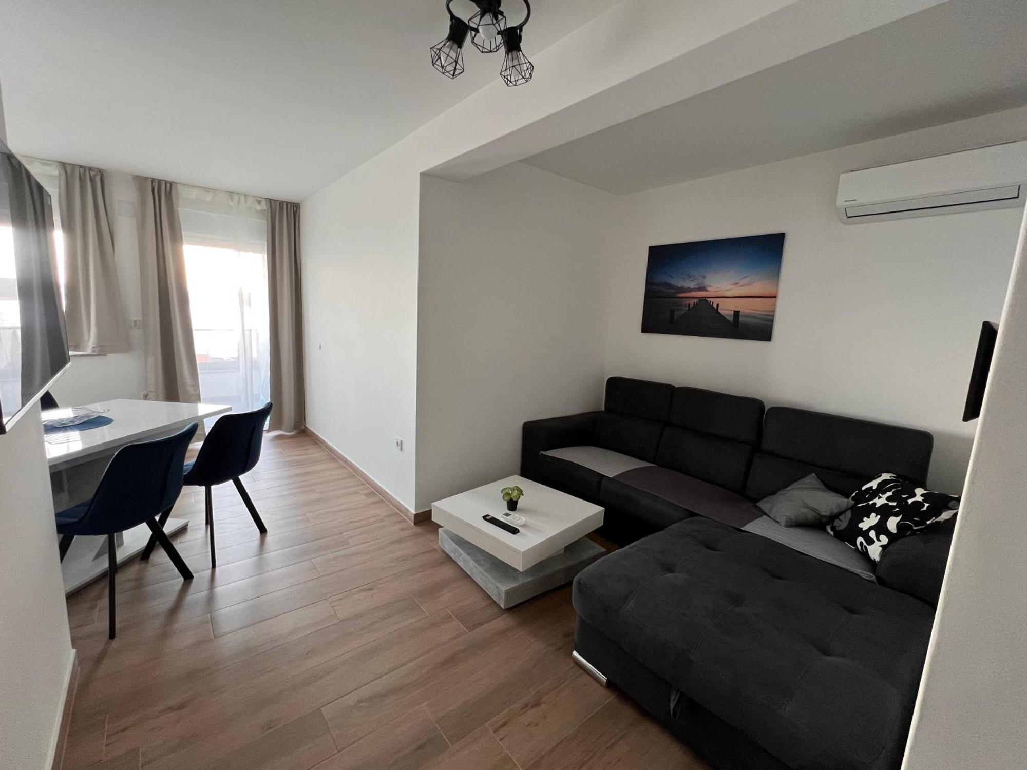 Appartement Appmishadze à Crikvenica Extérieur photo